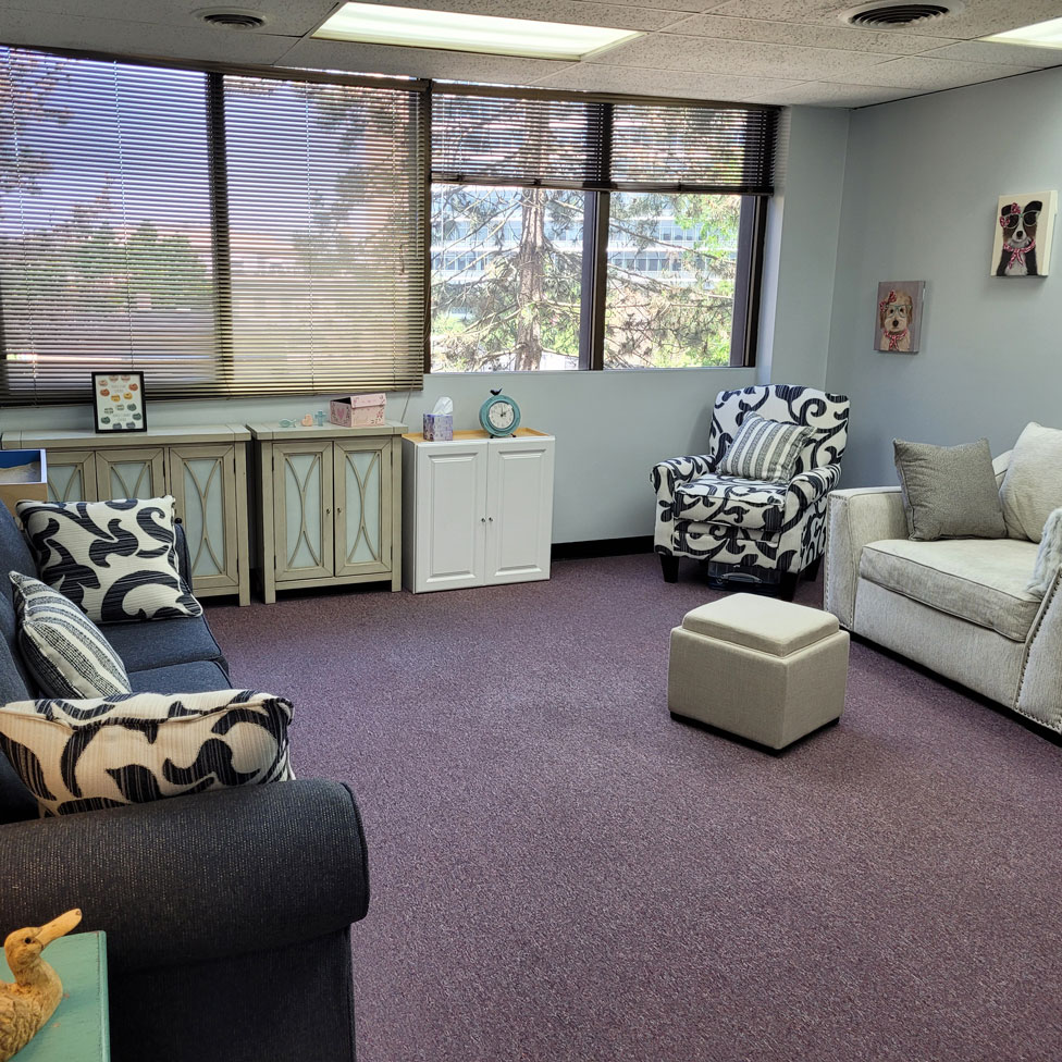 Jenn Lowe Therapy